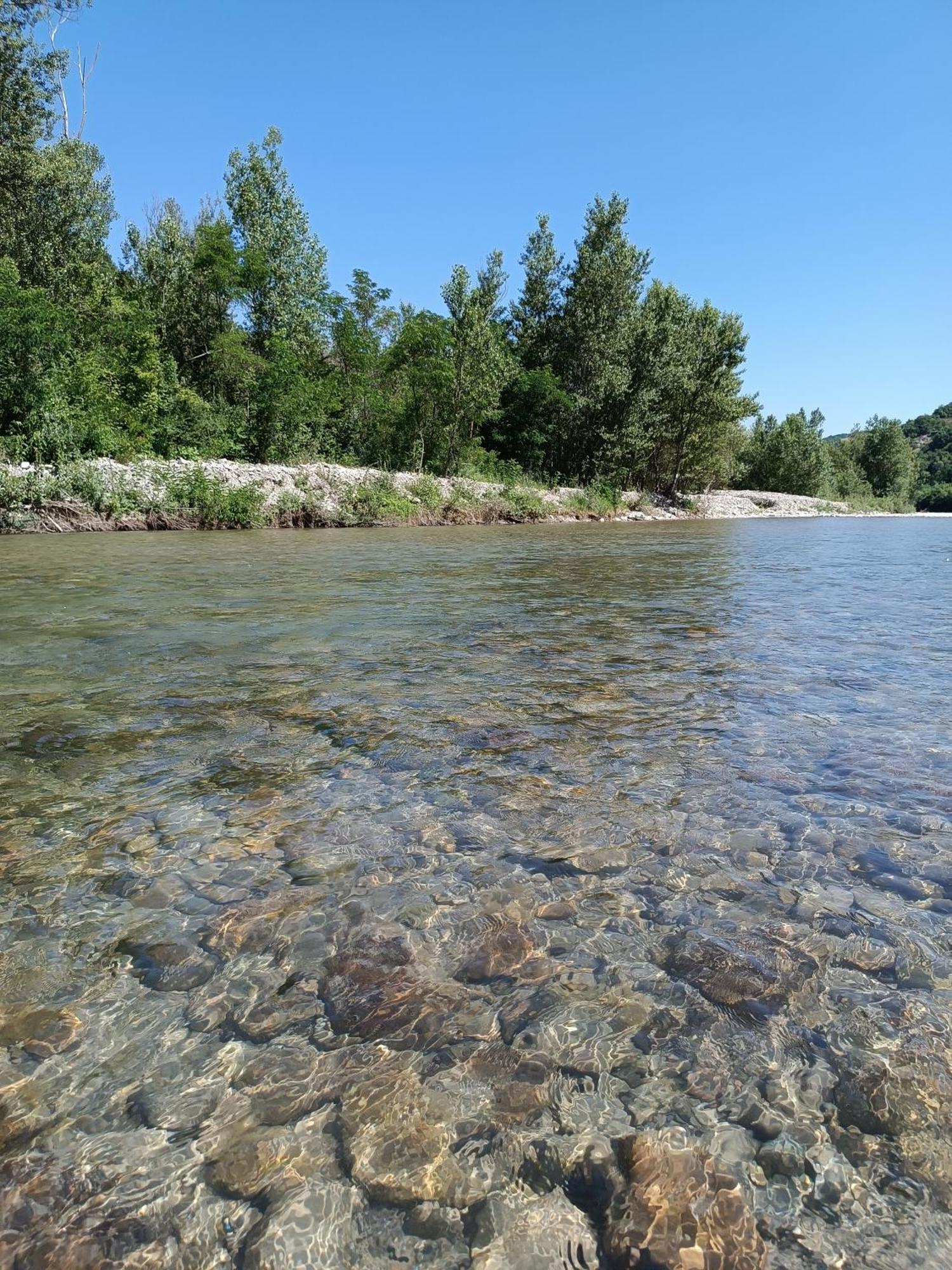 Appartamento Il Nido Di Matilde _Monolocale Design Sul Fiume_ Rossena Esterno foto