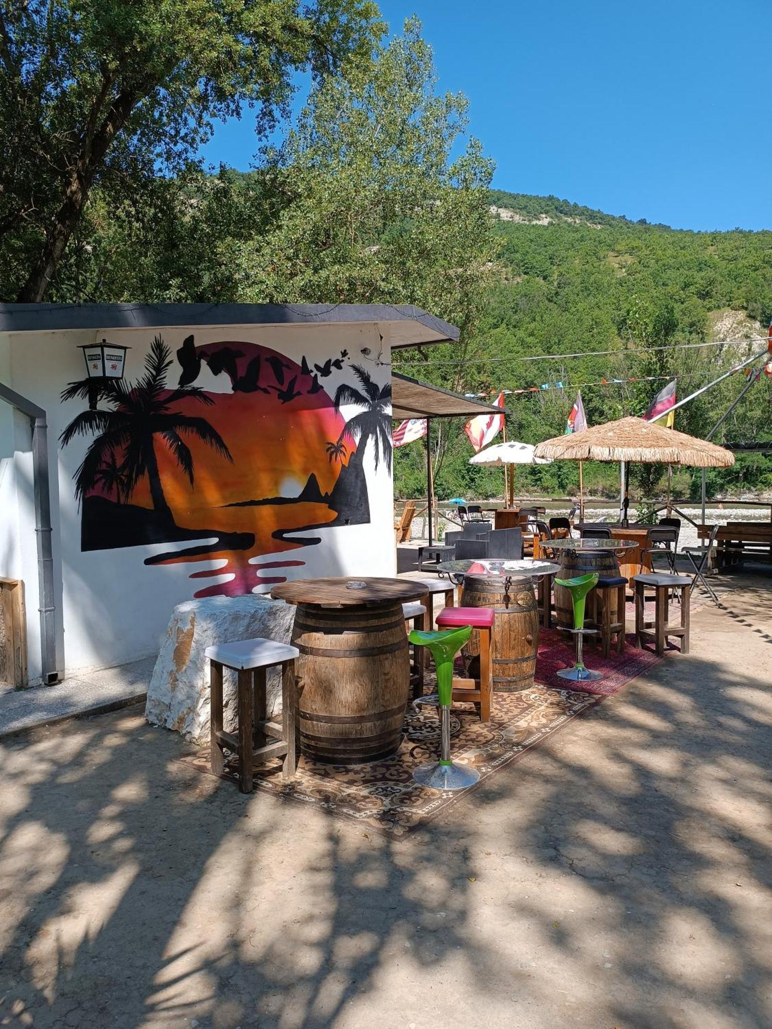 Appartamento Il Nido Di Matilde _Monolocale Design Sul Fiume_ Rossena Esterno foto